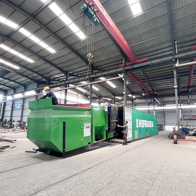 Máquinas industriais Ecrã móvel de filtragem de composto Trommel Screen com capacidade de 3210 KG