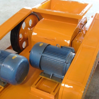 Máquina de trituração de rolos duplos para argila de escória de carvão e calcário de acordo com o modelo diferente
