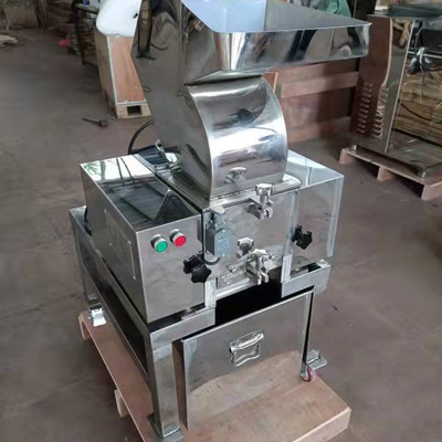 Tamanho máximo de alimentação 15 mm Planta de alta fibra Rhizome Crusher grosseiro 250 Crusher por design