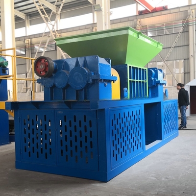 Máquina de trituração de metal de carapaça de ferro móvel de duplo eixo de resíduos para longa vida útil