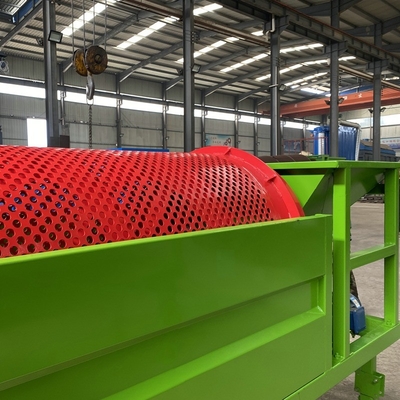 Ecrã de tromba móvel 520 KG Capacidade para operações de triagem do solo e do composto