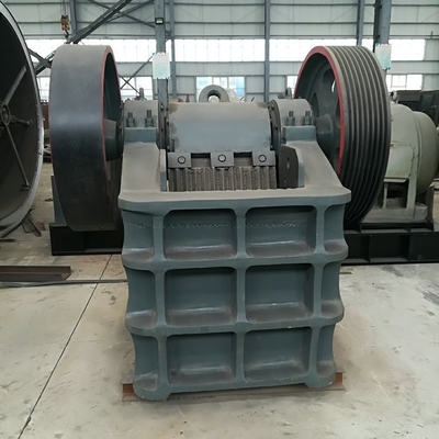 30kw PE400x600 Mobile Small Gold Ore Stone Jaw Crusher com dimensões de 1400x1740x1663mm