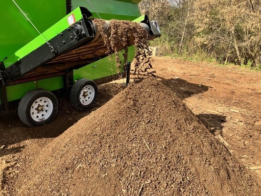 60m3/hora Capacidade Esquena móvel de trombetas para filtragem Compost Chips de madeira Topsoil Excrementos bovinos e ovinos