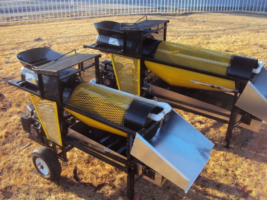 Equipamento de mineração de ouro Usina de lavagem de ouro Mini Trommel Mobile Screen De acordo com a capacidade