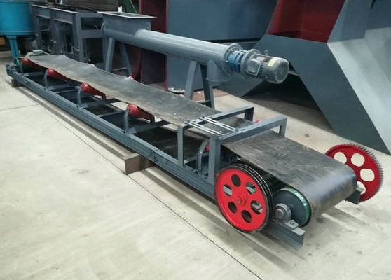 Máquina de linha de transporte de cintura inclinada de borracha portátil industrial de pequeno porte amarelo