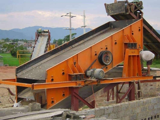 Equipamento de filtragem de carvão Ecrã vibratório de pedra para alimentação Dimensão inferior a 300 mm