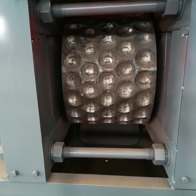 Máquina de prensagem de bolas de carvão profissional para linha de produção de briquetes de pó de carvão