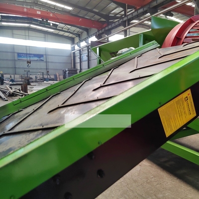 2200 KG Small Scale Mobile 2 Layers Garbage Sorting Trommel Screen com tamanho de descarga conforme solicitado