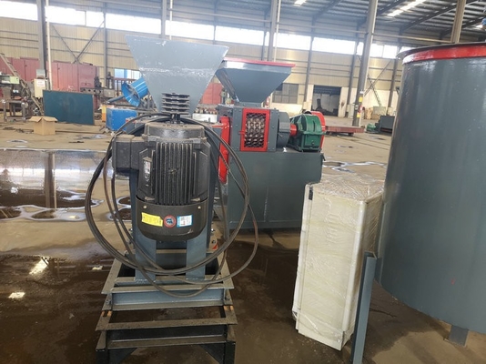 Fornecer Máquina de fabricação de briquetes de carbono preto para linha de produção de briquetes de carvão