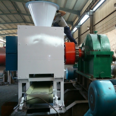 Máquina de fabricação de briquetes de pó seco de 800 kg de peso com rolos de liga de 9Cr2Mo/alto cromo