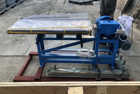 15-30% Densidade de Slurry Laboratório de Processamento Mineral Gold Shaker Table com Sawtooth Waveform